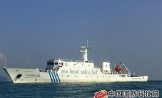 配备高压水枪！中国首艘千吨级海监船“中国海监8002”入列